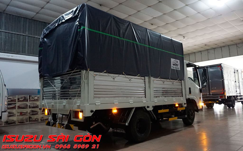 Xe Tải Isuzu 1T99 QKR230 Mui Bạt 4
